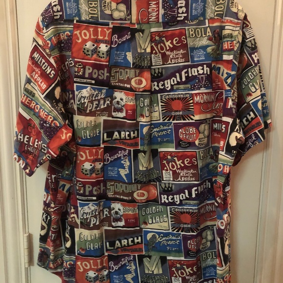 Custom Clothing Novelty Shirt, Size L, Great preowned condition - Picture 3 of 3
